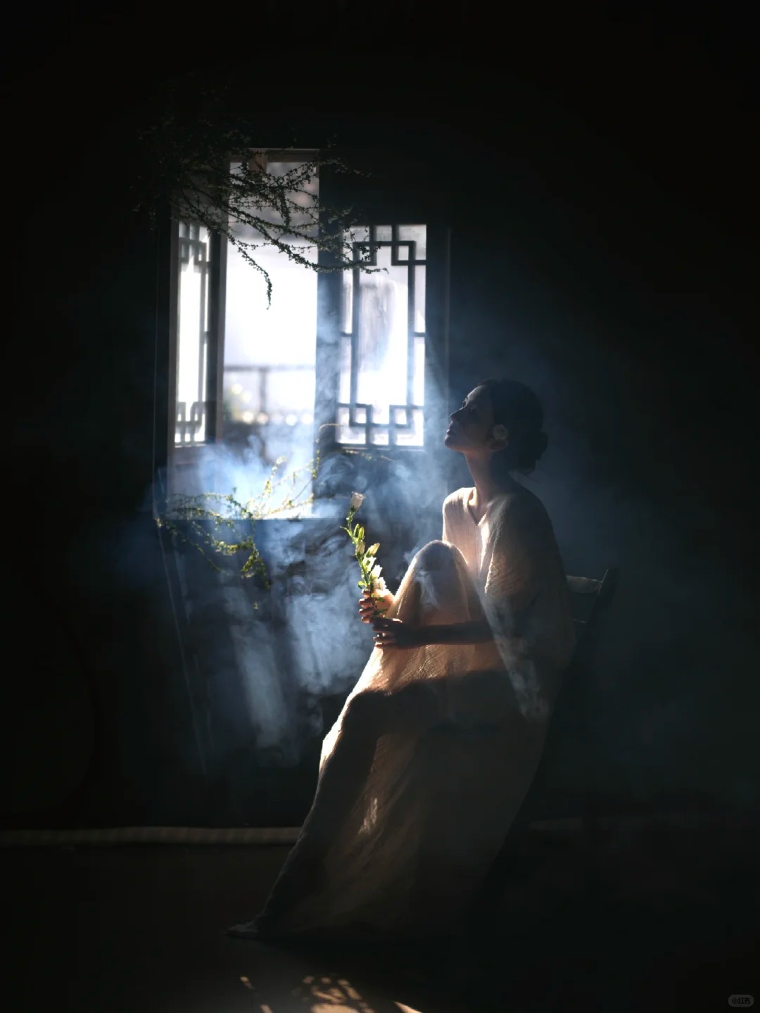 她与绍兴 _ 光才是一切氛围感的源头_3_摄影师蜉蝣_来自小红书网页版.jpg