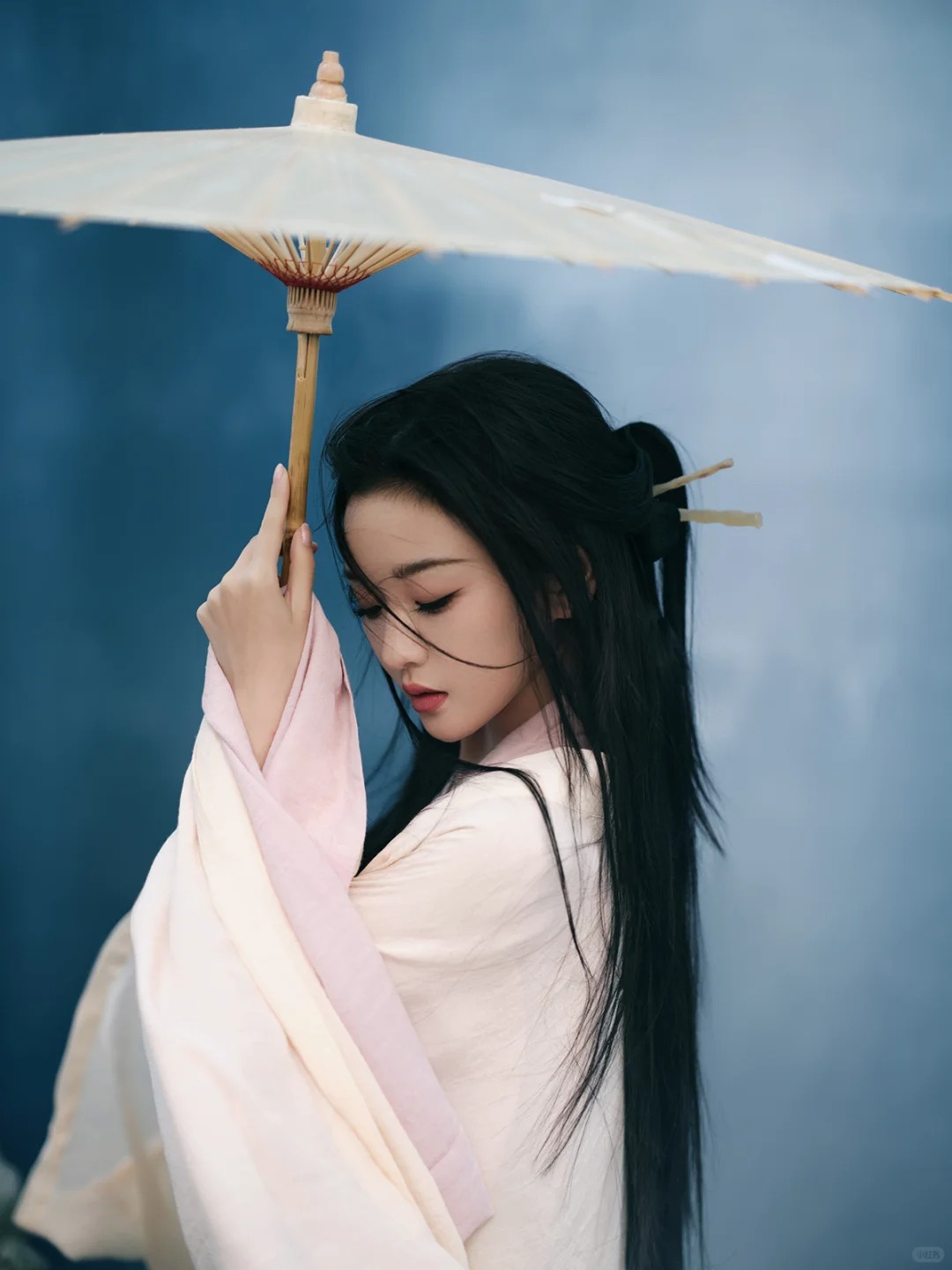 “烟雨入画来 江南处相逢” _ 古风摄影_8_阑梦古装摄影写真馆_来自小红书网页版.jpg