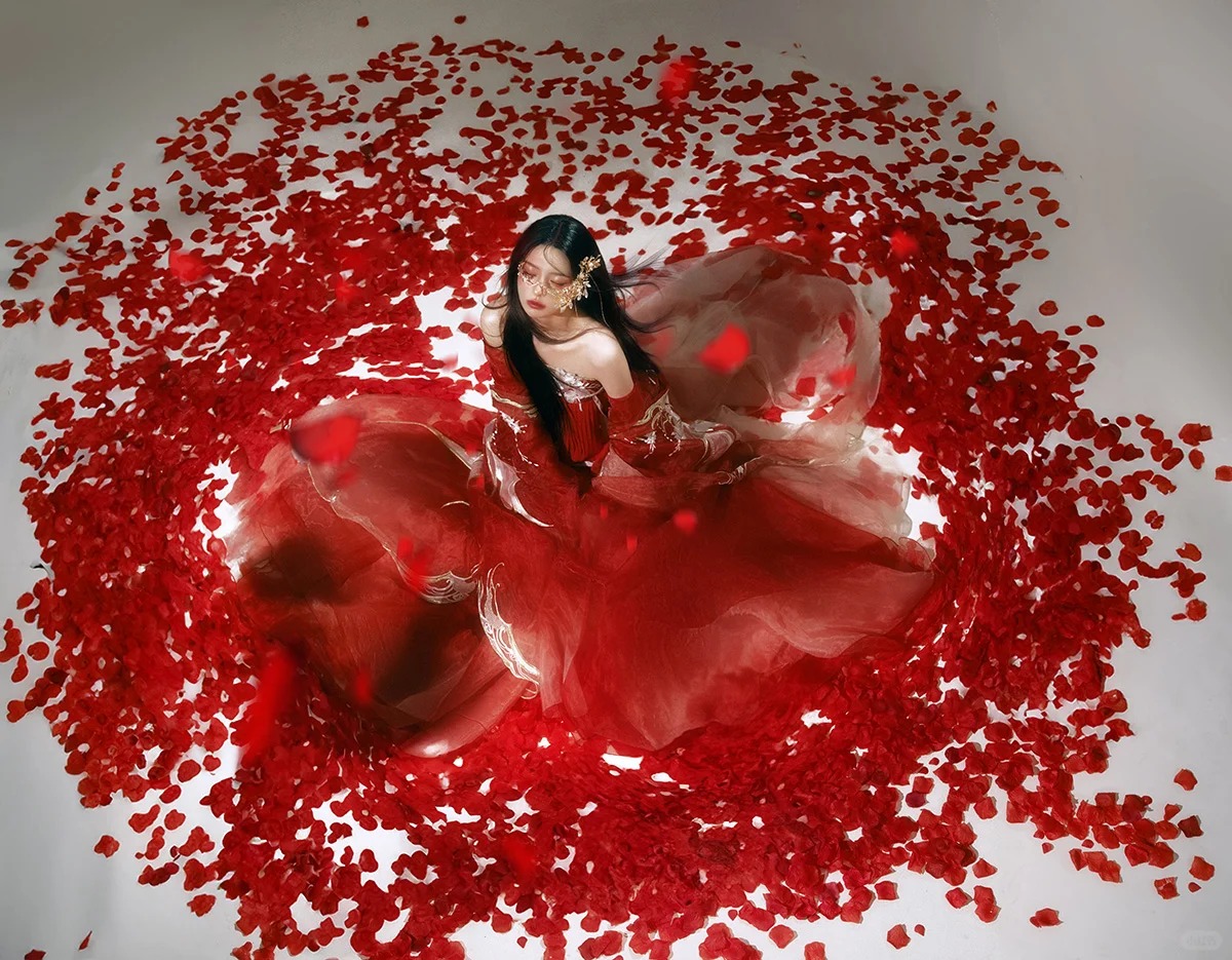 ❗❗美到窒息的奇幻红衣写真_2_阑梦古装摄影写真馆_来自小红书网页版.jpg