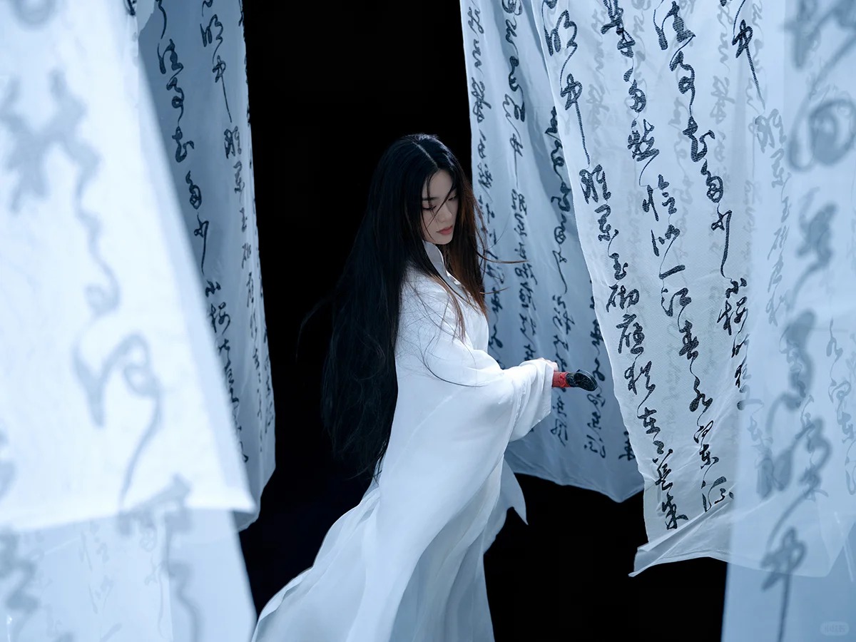 金庸笔下的女侠终于见上了📸_9_阑梦古装摄影写真馆_来自小红书网页版.jpg