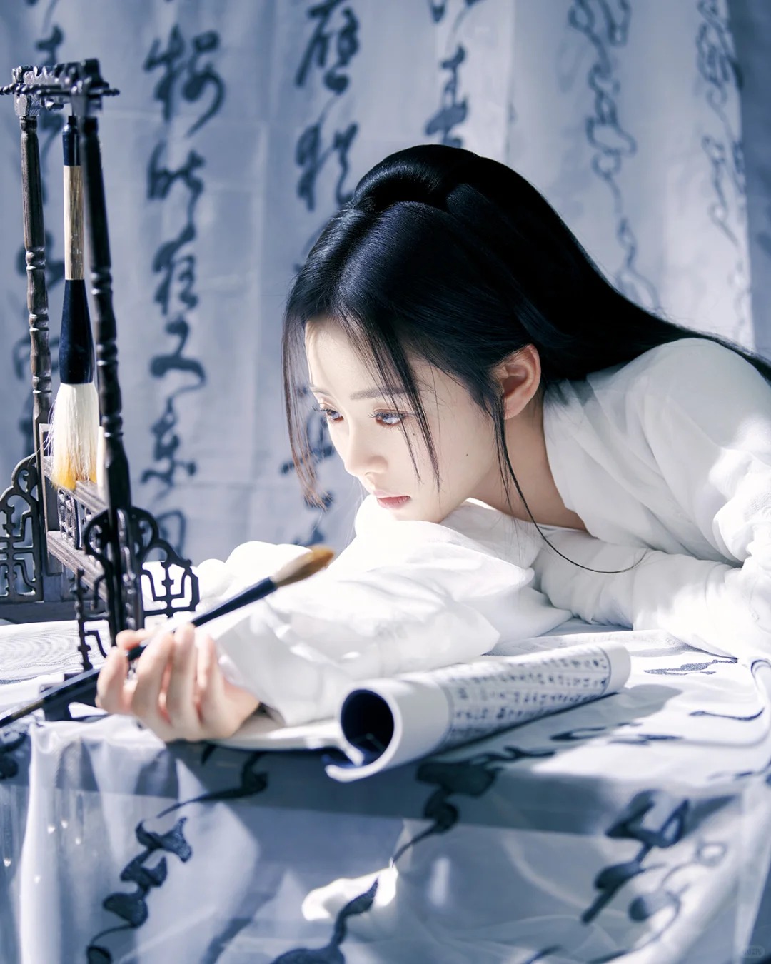 清冷氛围感的水墨书法风 _魏晋汉服写真✨_2_阑梦古装摄影写真馆_来自小红书网页版.jpg