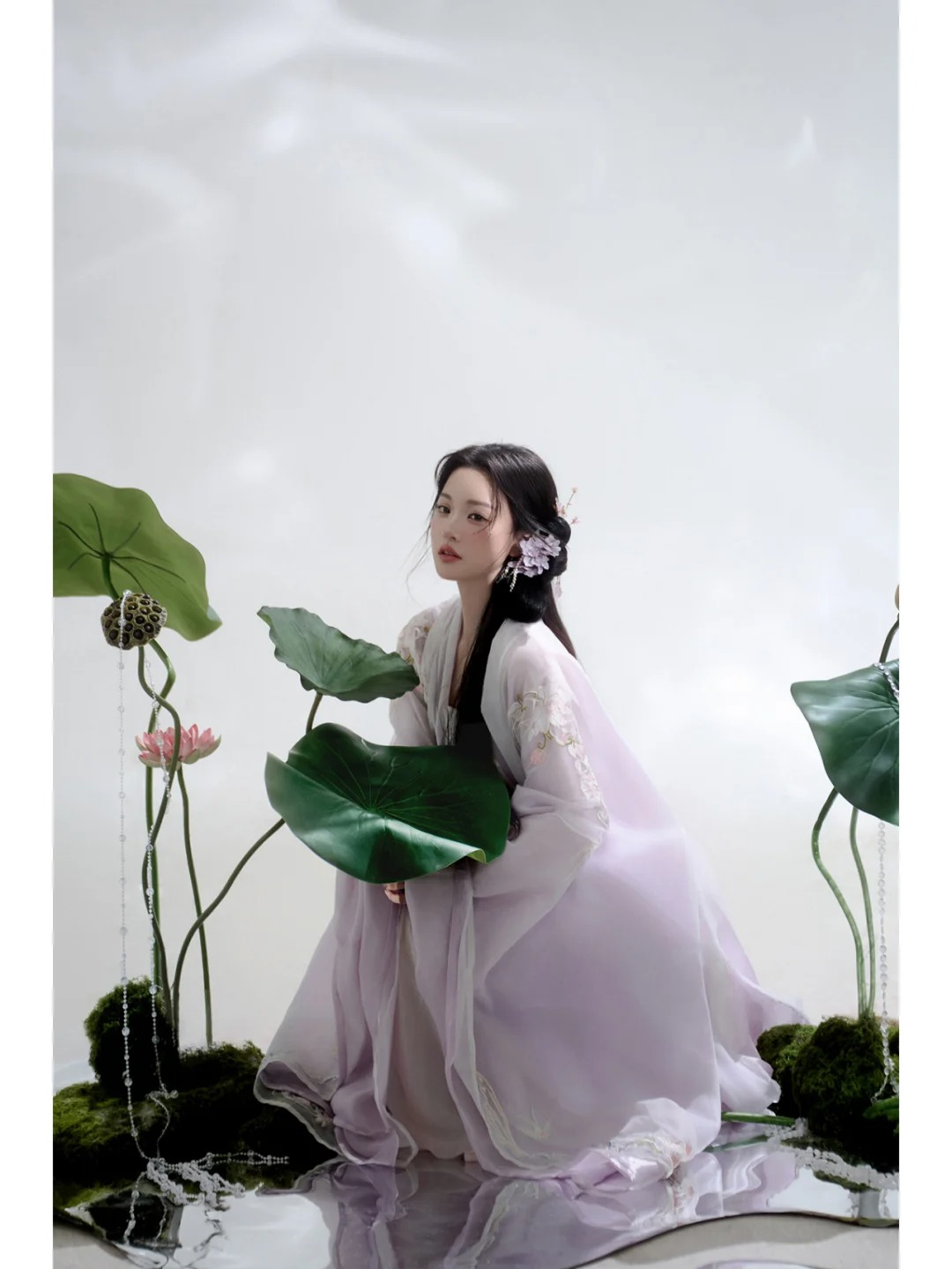 穿上汉服与荷花相遇🌷氛围感古风写真_7_阑梦古装摄影写真馆_来自小红书网页版.jpg