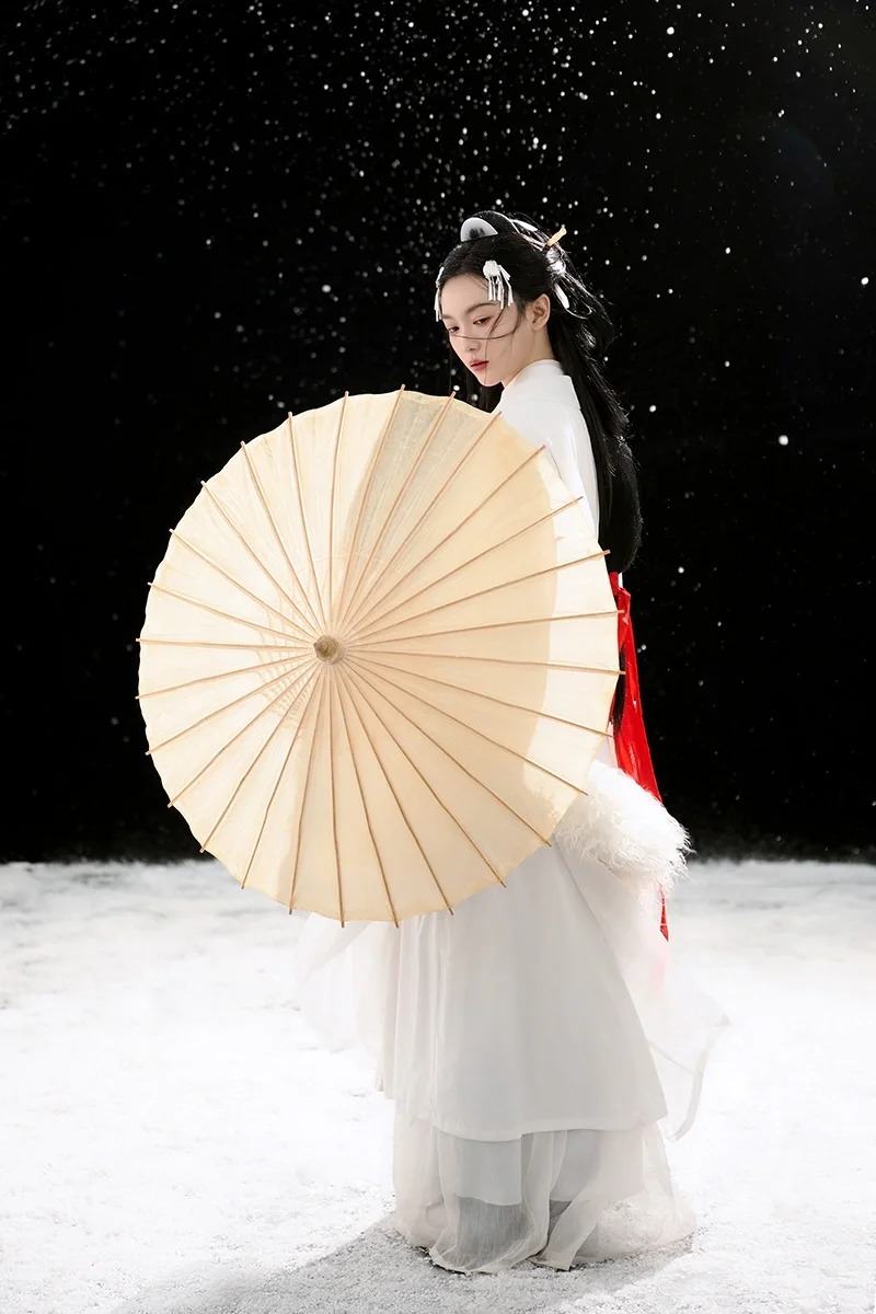 韵味满溢的战国袍写真，东方特有的神秘浪漫_9_阑梦古装摄影写真馆_来自小红书网页版.jpg