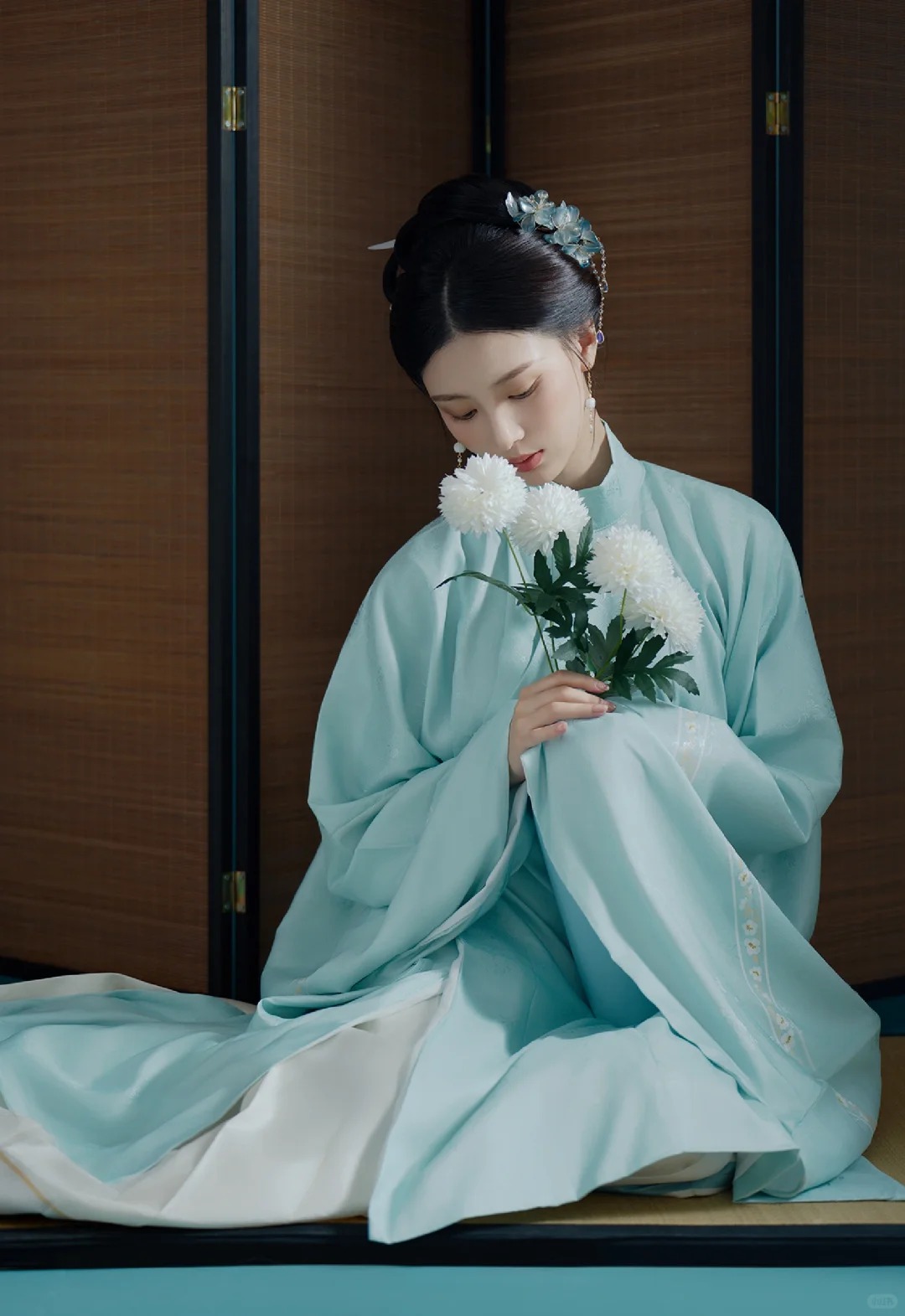 十二花神·菊花拟人，清新淡雅的汉服写真_1_阑梦古装摄影写真馆_来自小红书网页版.jpg