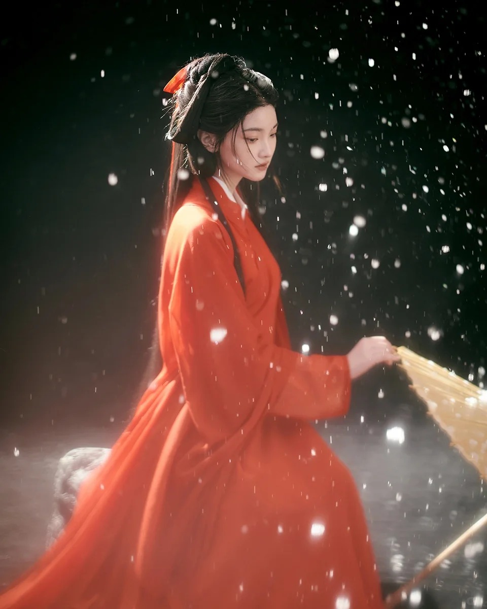 两处相思同淋雪，此生也算共白头_汉服写真_4_阑梦古装摄影写真馆_来自小红书网页版.jpg