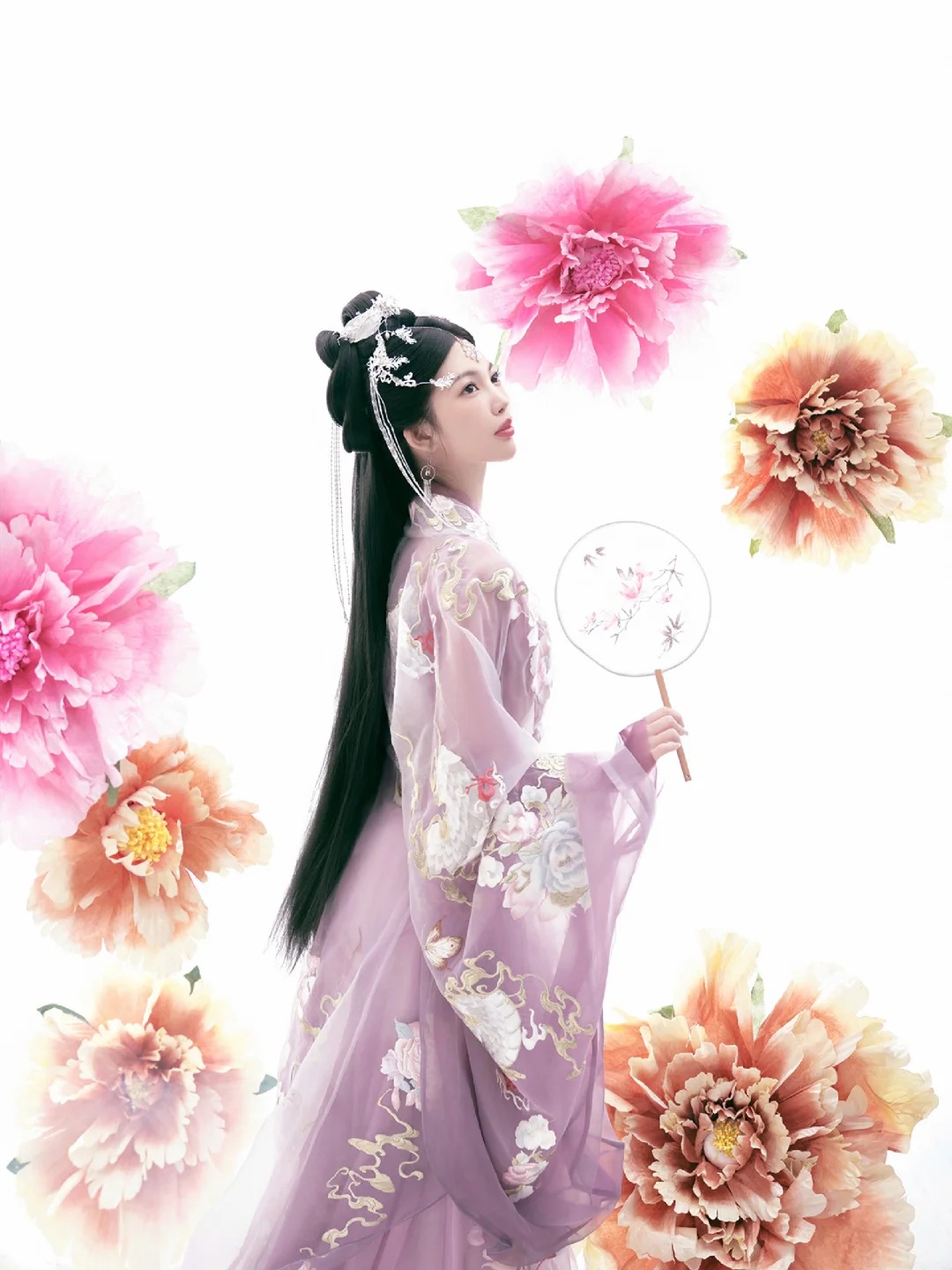 土中藏韵，拍了就懂，温柔又清冷的汉服写真_1_阑梦古装摄影写真馆_来自小红书网页版.jpg
