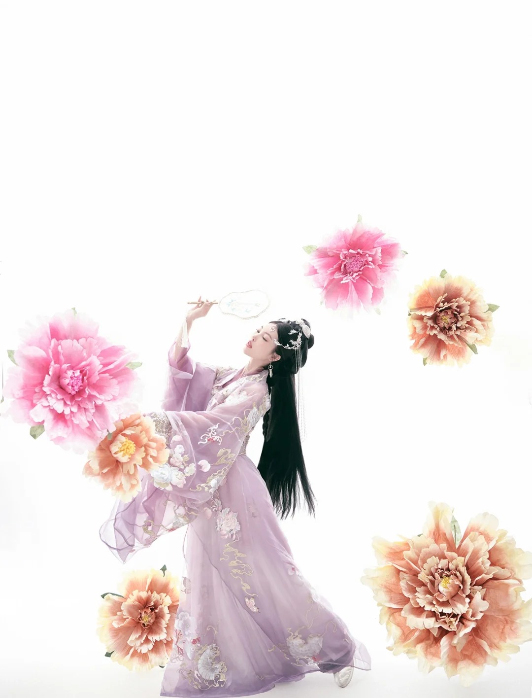 土中藏韵，拍了就懂，温柔又清冷的汉服写真_2_阑梦古装摄影写真馆_来自小红书网页版.jpg