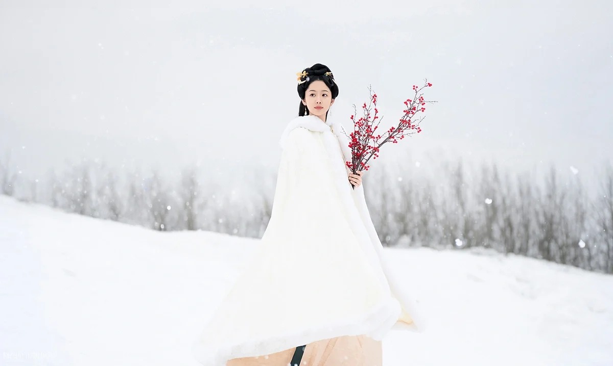 斗篷遇上雪景有多惊艳❄北京雪景汉服写真_6_阑梦古装摄影写真馆_来自小红书网页版.jpg