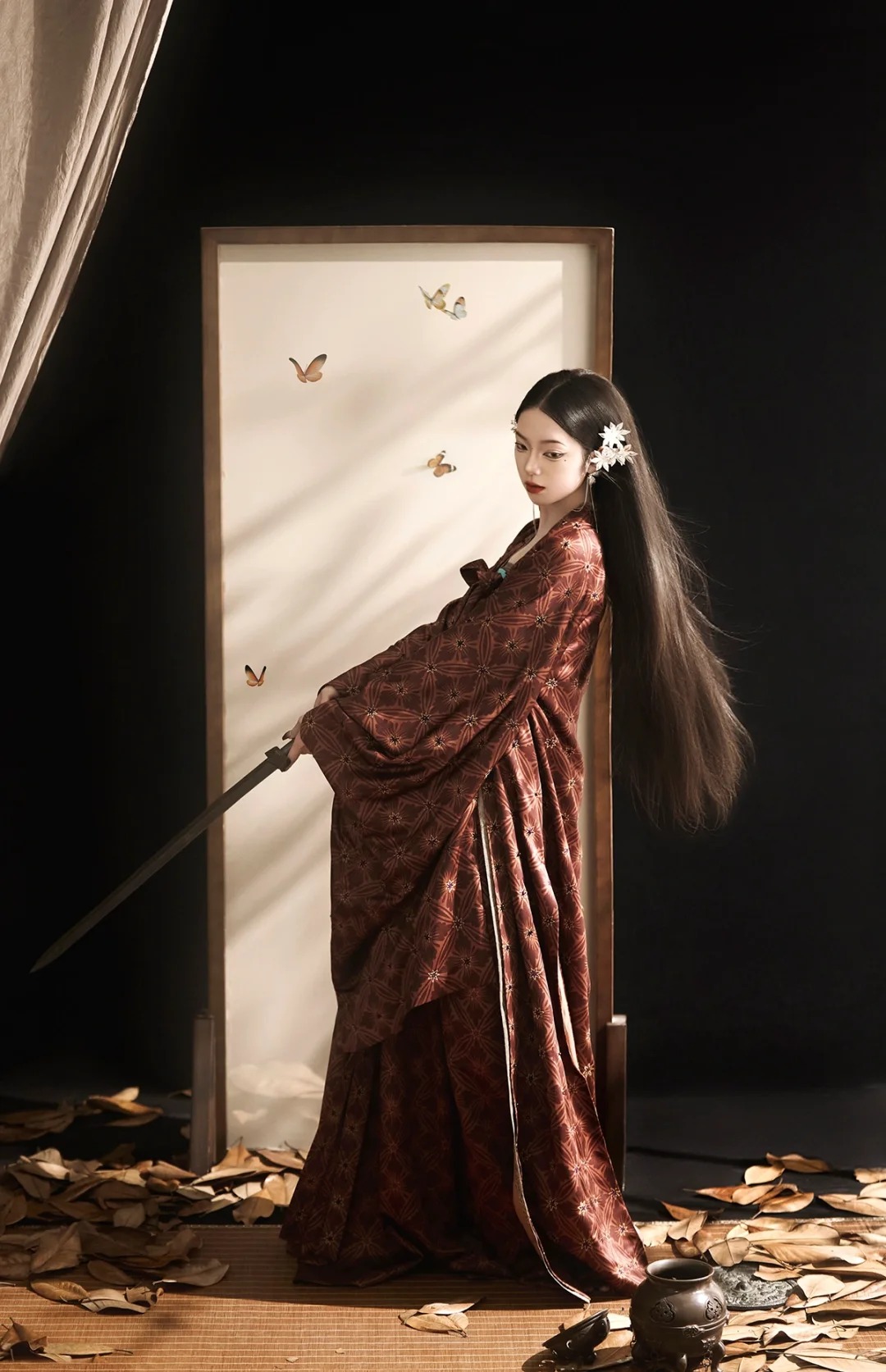 幽雅美殇感汉服写真🍂公主的荣耀与悲哀_3_阑梦古装摄影写真馆_来自小红书网页版.jpg