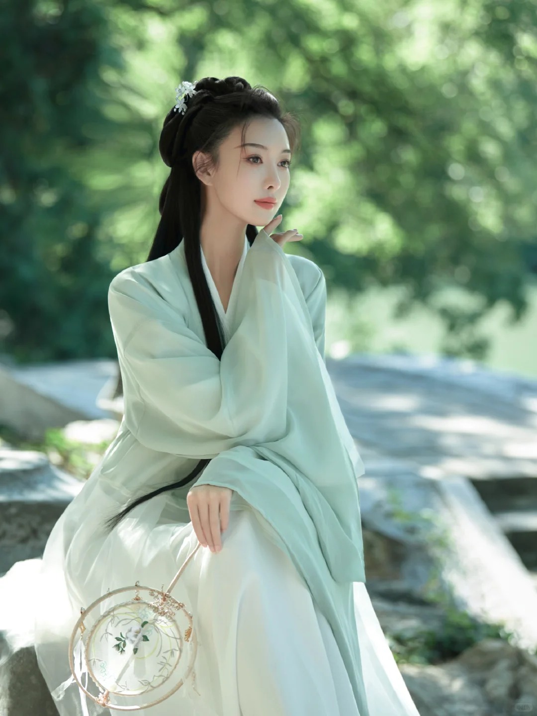 颐和园约拍📸温婉可人的江南古风写真_3_阑梦古装摄影写真馆_来自小红书网页版.jpg