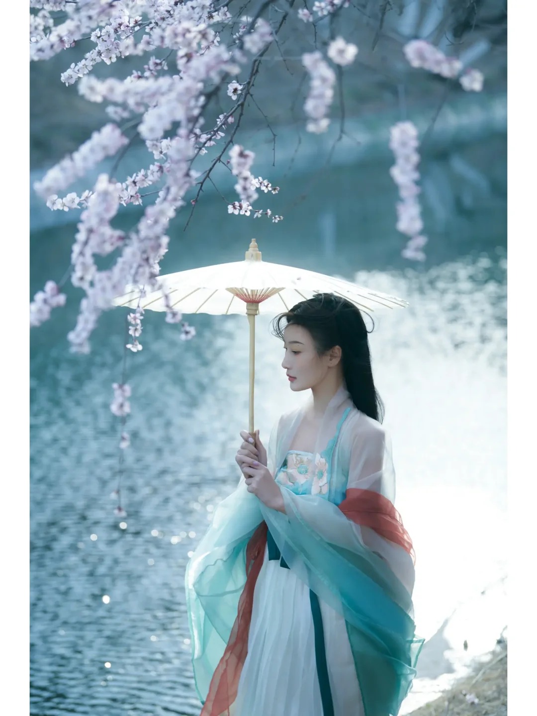 三月春风起，十里桃花浓🌸_古风写真_1_阑梦古装摄影写真馆_来自小红书网页版.jpg