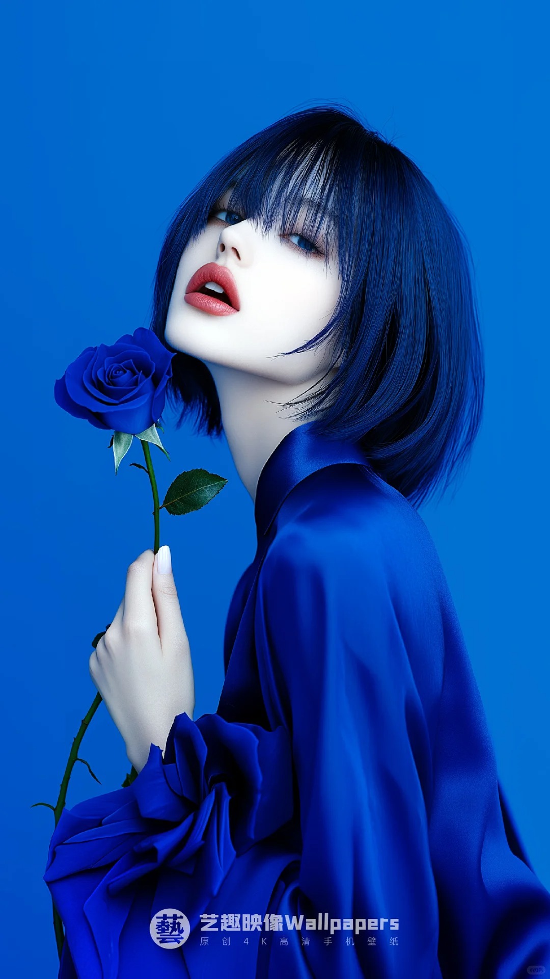 手机壁纸#D443丨💙克莱因蓝夏日少女II_2_艺趣映像Wallpapers_来自小红书网页版.jpg