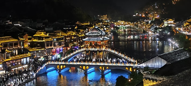 微信图片_2025-08-22_235633_169.jpg