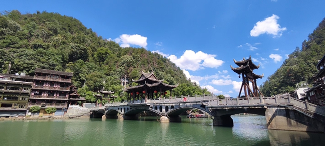 微信图片_2025-08-22_235606_717.jpg