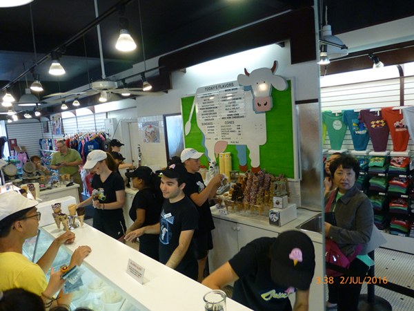 著名的冰淇淋店.JPG