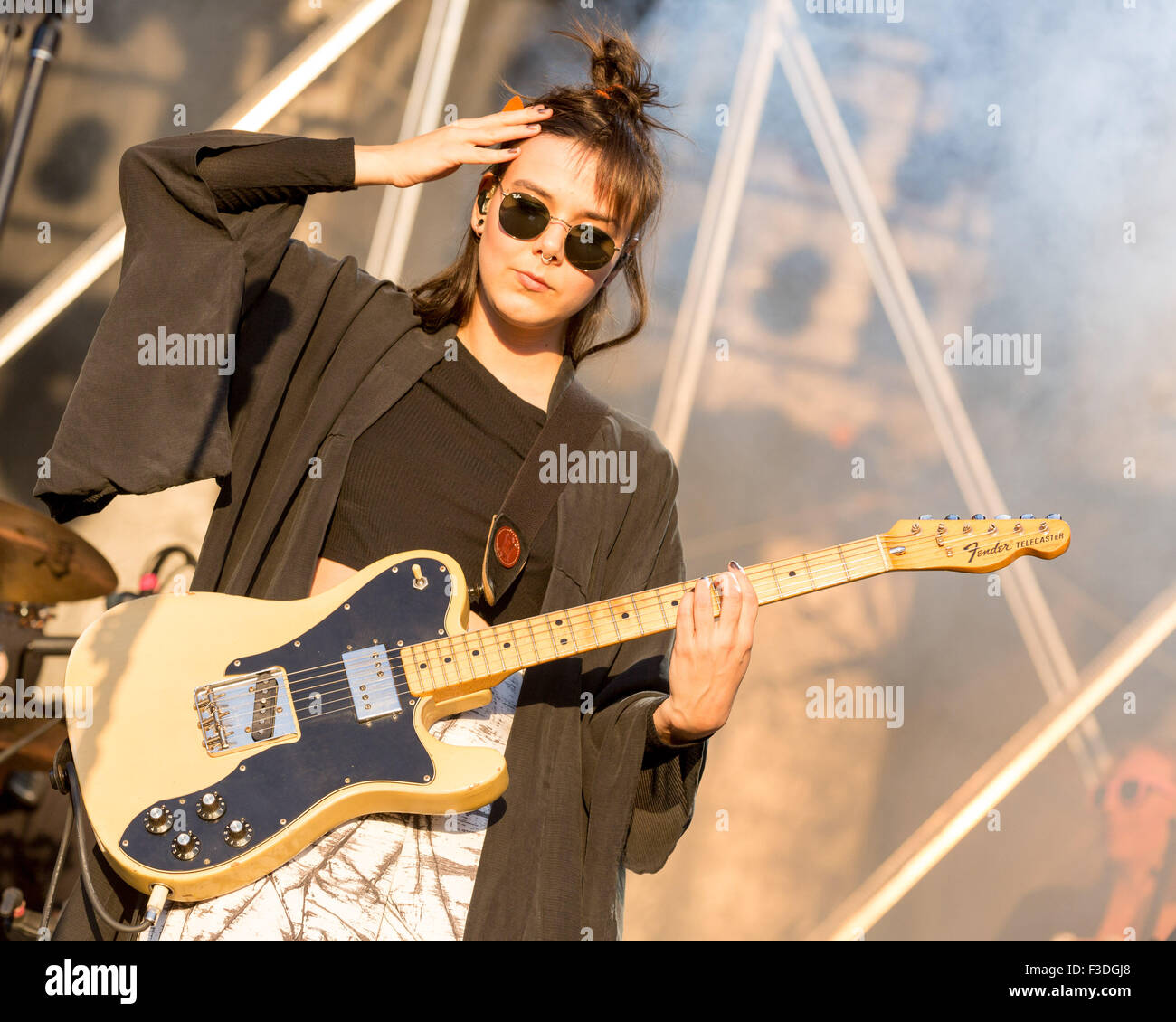 austin-texas-usa-4th-oct-2015-musician-nanna-bryndis-hilmarsdottir-F3DGJ8.jpg