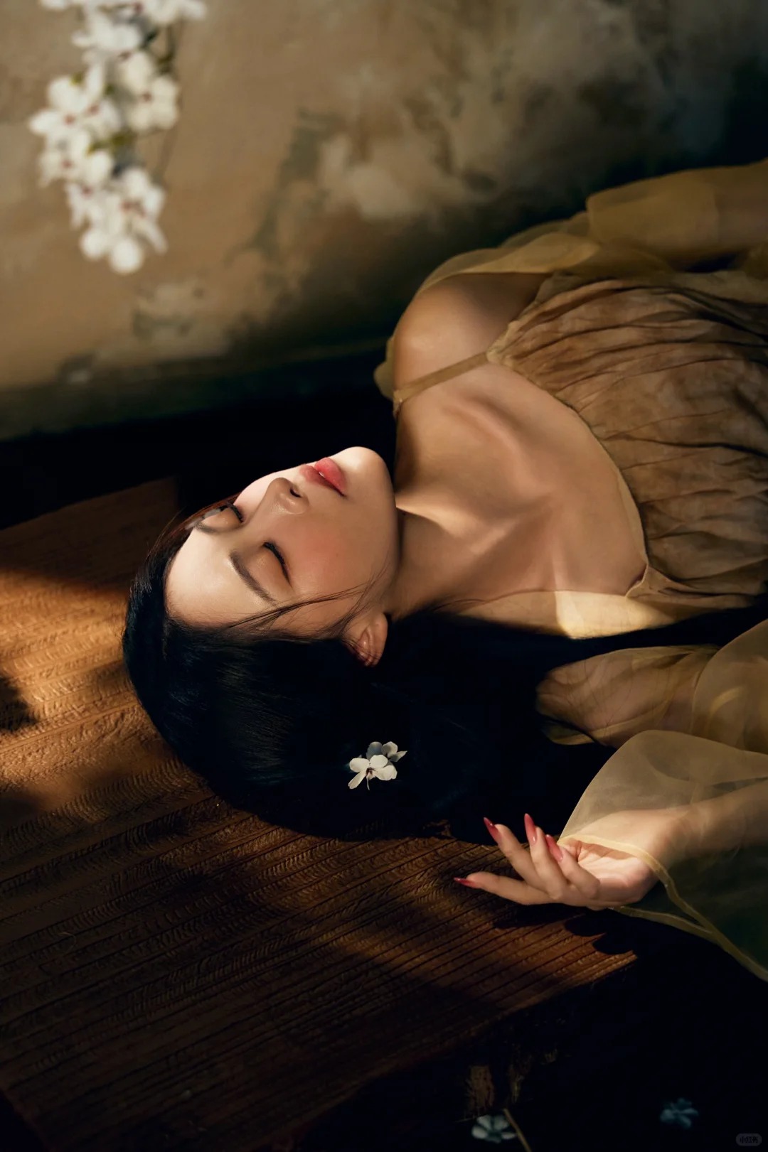 镜头里的东方美是“沉鱼落雁，镜中花落人间”_6_Remyself摄影工作室_来自小红书网页版.jpg